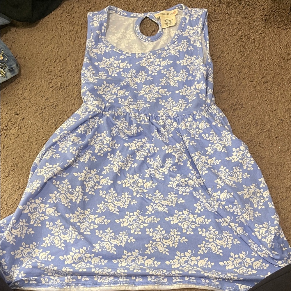 Gently used Girls Floral Sleeveless Dress in Light Blue by SOHO BLUE size 6X